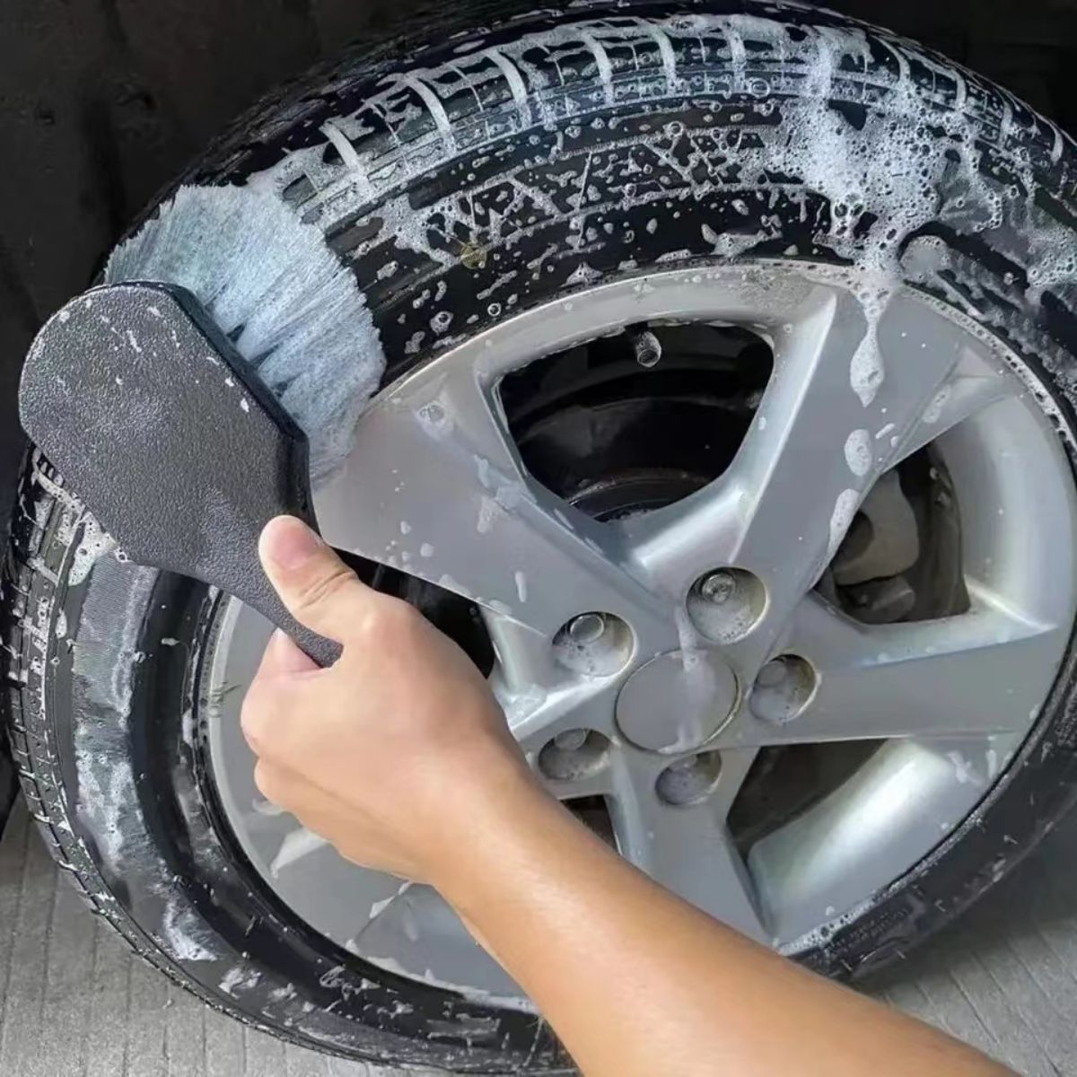 Car Wheel Cleaning Brush Detai - огляд і ціна Car Detailing Brush