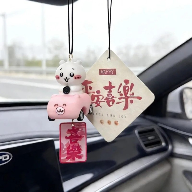 Lovely Chiikawa Usagi Themed C - огляд і ціна Car Accessories In Japan