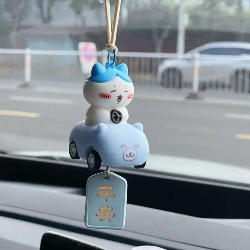 Lovely Chiikawa Usagi Themed C - огляд і ціна Car Accessories In Japan